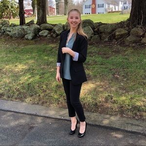 Meet your Posher, Anna